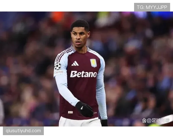 拉什福德高位逼抢撕开防线，揭示其本赛季进攻角色的战术转型